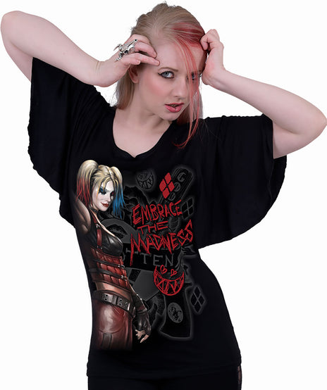 HARLEY QUINN - EMBRACE MADNESS - Boat Neck Bat Sleeve Top Black